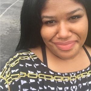 Meet your Posher, Victoria